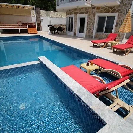 Simsek Villa *